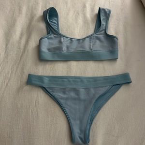 Frankie’s ribbed bikini